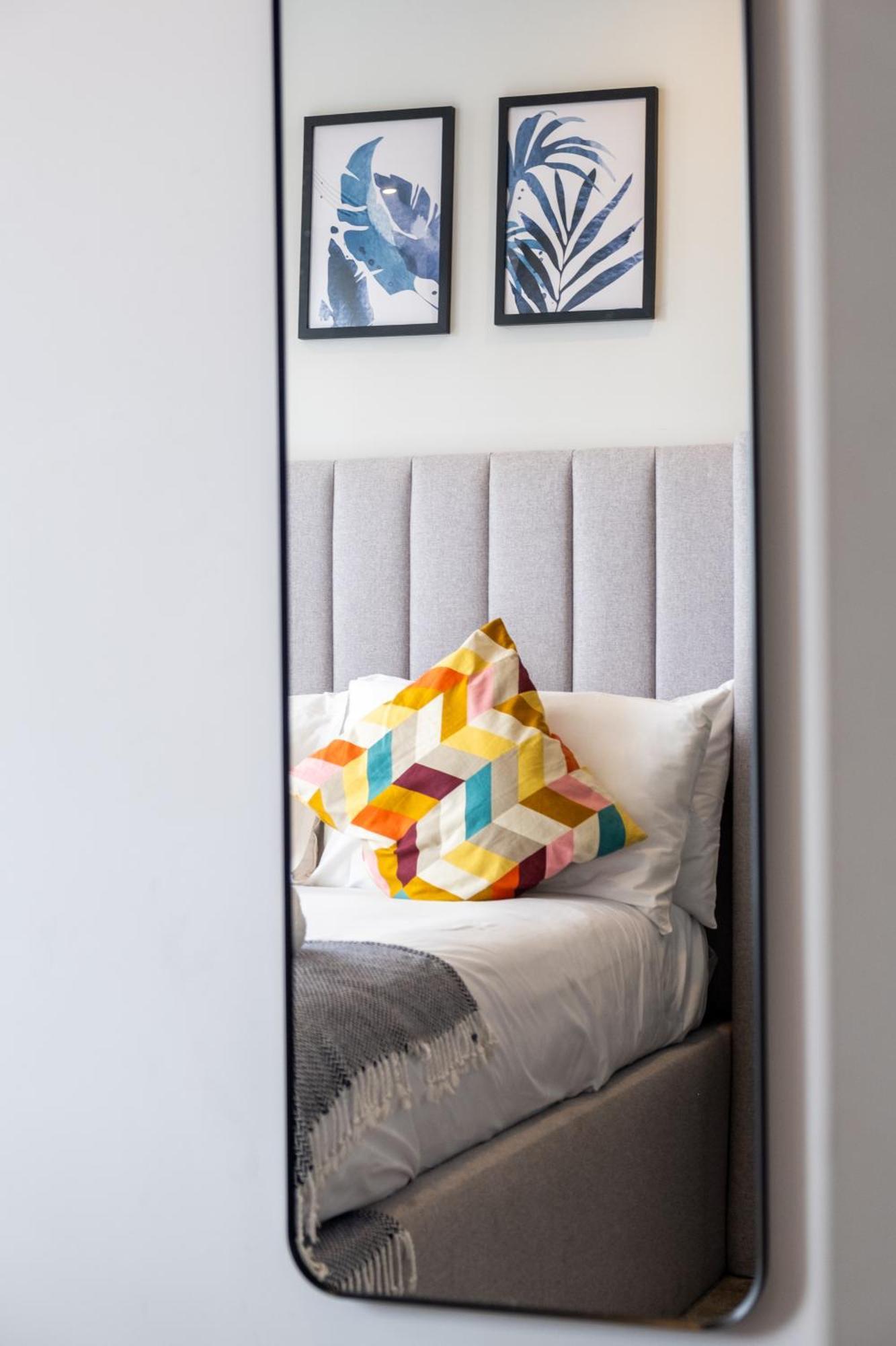 Mercian Luxury Serviced Apartments- Birmingham City Centre - Your Perfect Stay - Gym Rooftop Terrace Cinema Room Екстер'єр фото